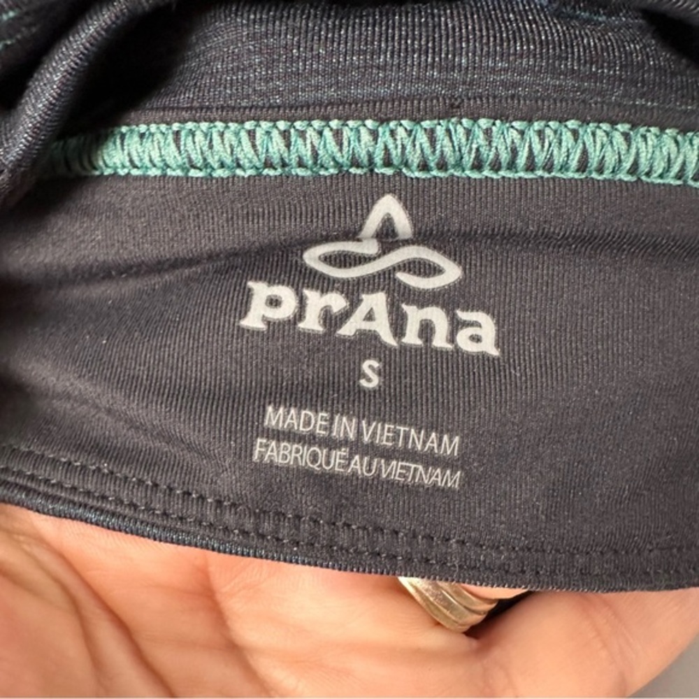Prana Padded Sports Bra Knotted Racerback‎ | Blacl + Teal - Picture 6 of 6